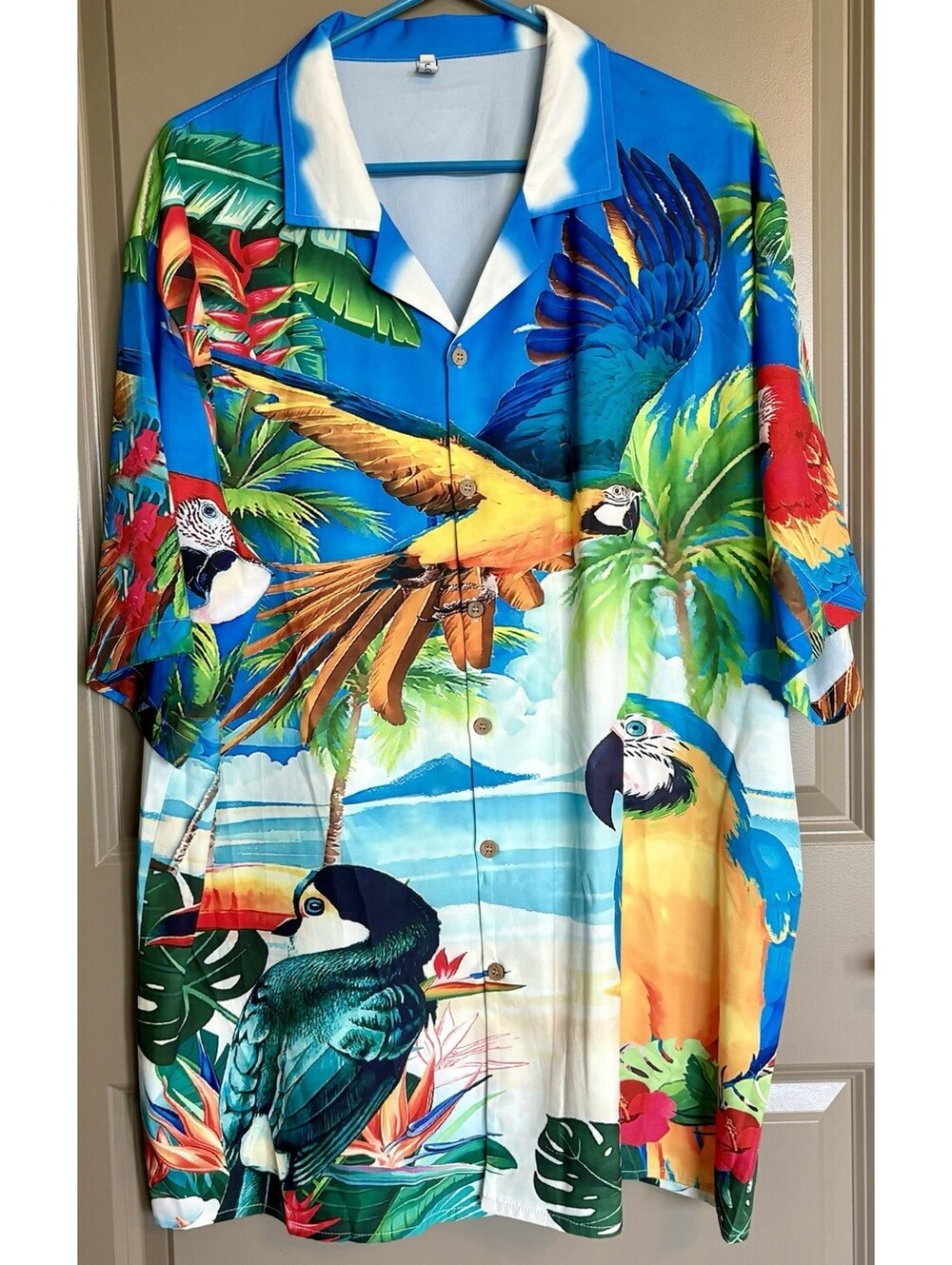Men’s XXL Tropical Hawaiian Style Shirt, Parrots Theme